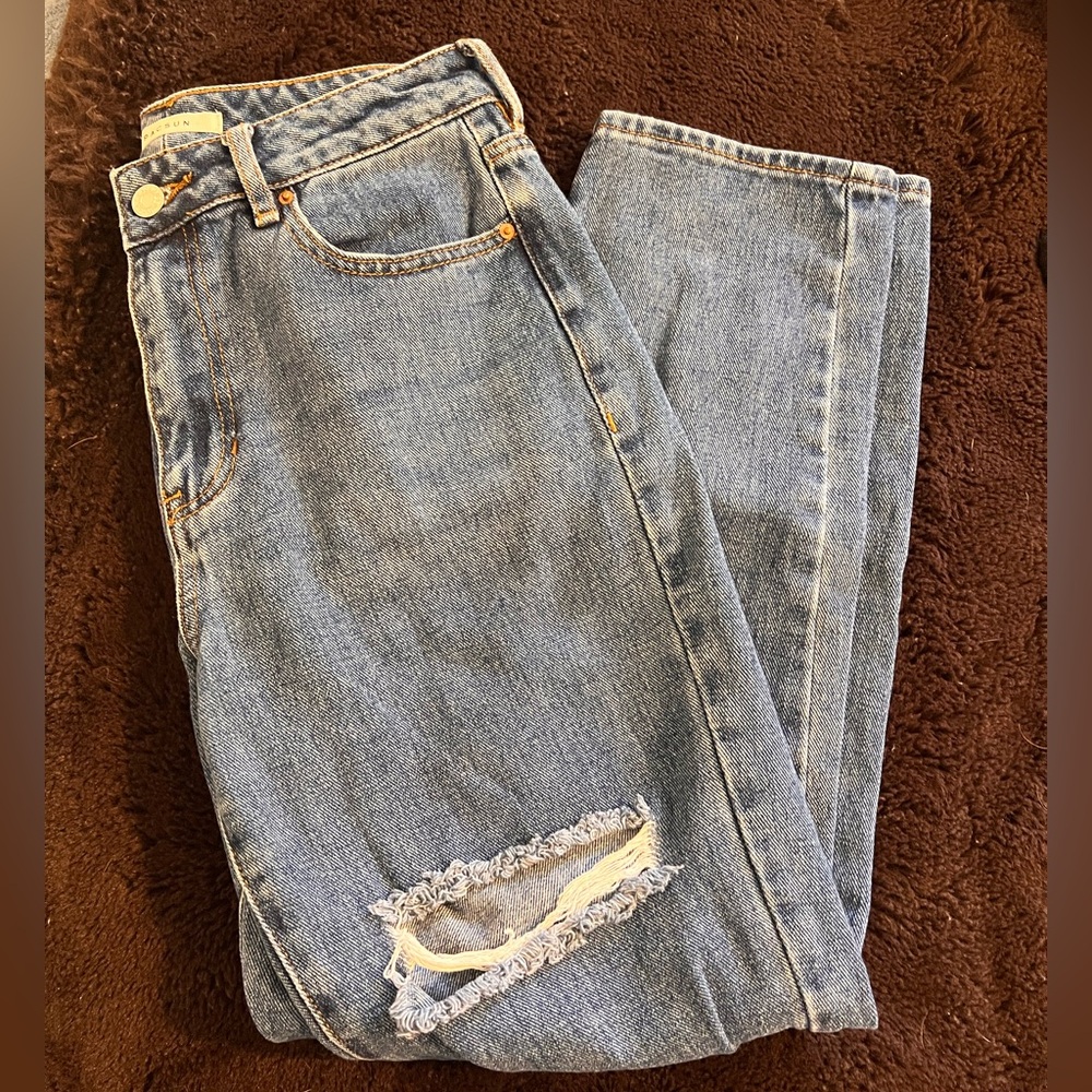 Women’s Pacsun Distressed Blue Jeans